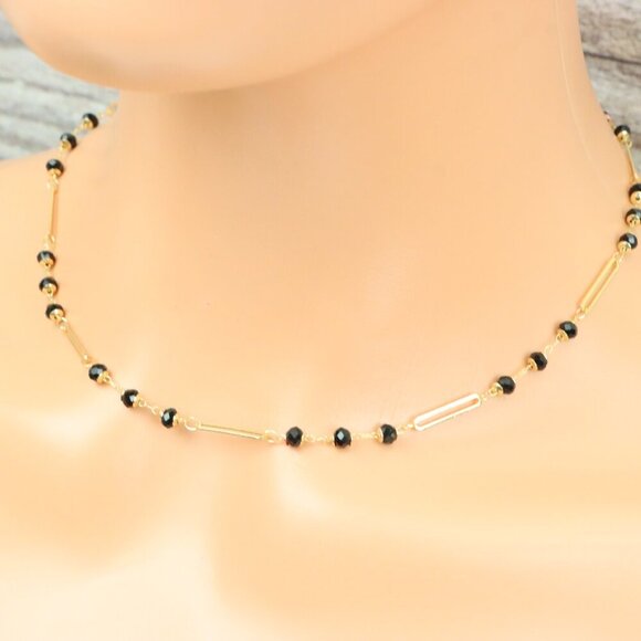 "Minimalist Necklace – Timeless, Elegant Jewelry for Her, MAR091474 - Picture 10 of 10